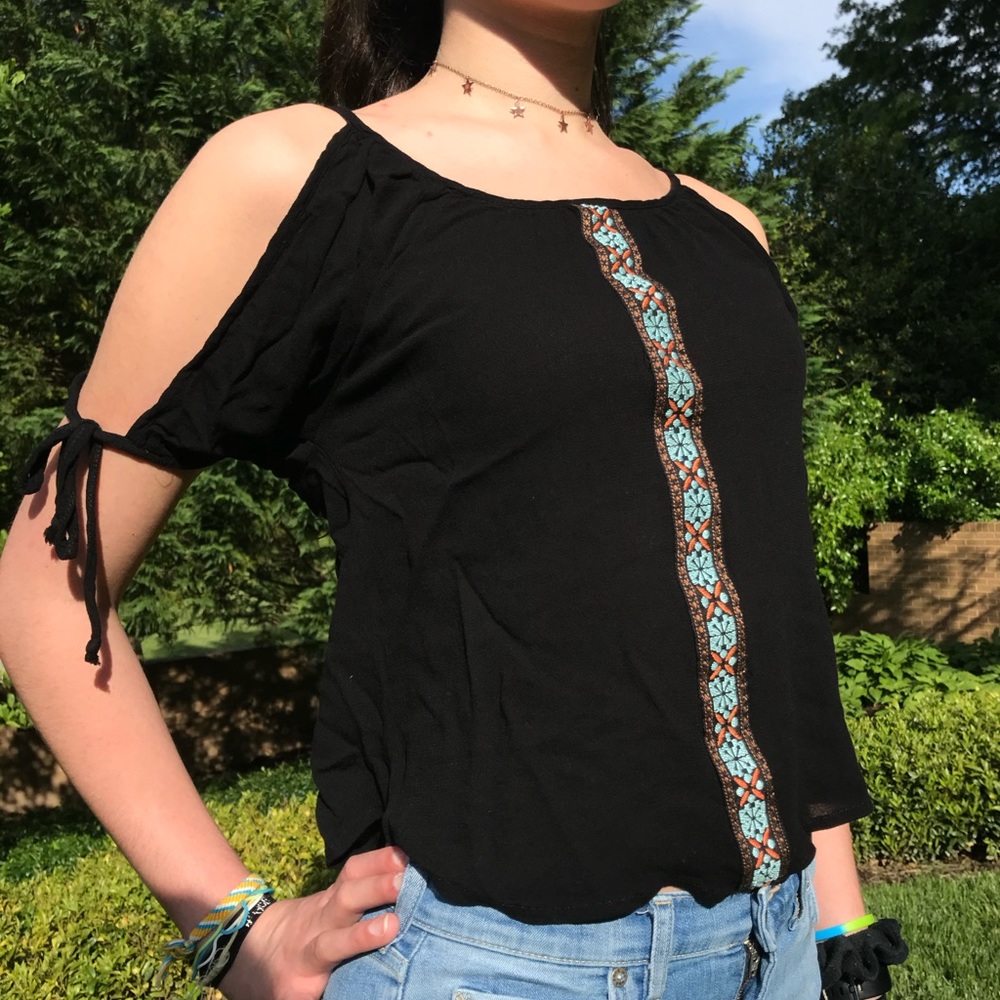 Wet Seal Blouse - Picture 2 of 5